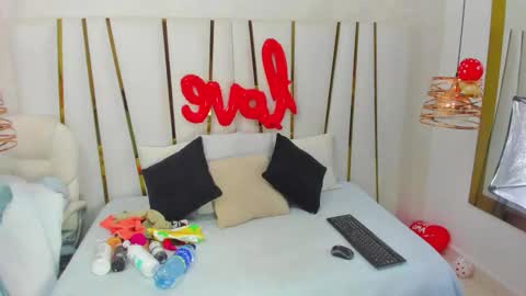 violeet_gray online show from February 21, 11:33 am