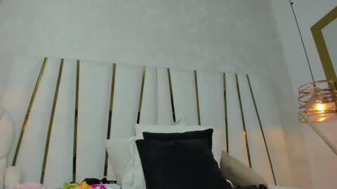 violeet_gray online show from March 11, 10:32 am