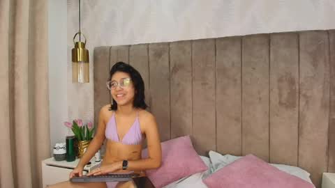 Violeta online show from April 29, 11:47 am