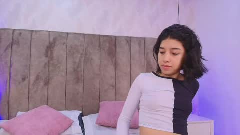 Violeta online show from May 13, 12:13 pm