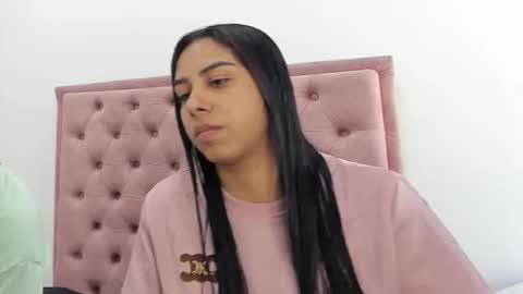 Violet and Myers online show from September 14, 1:43 pm