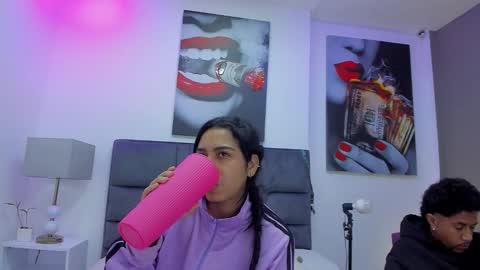 Violet and Myers online show from October 12, 11:42 am