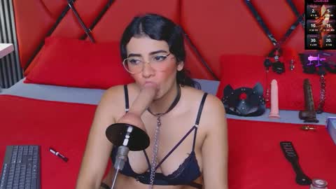 Violet online show from March 12, 2:34 pm