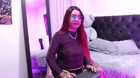 violet_redvelvet online show from March 2, 11:50 am