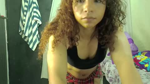 Snapshot of violet_smmithh chatting on February 22, 12:56 am Violet online show from February 22, 12:56 am