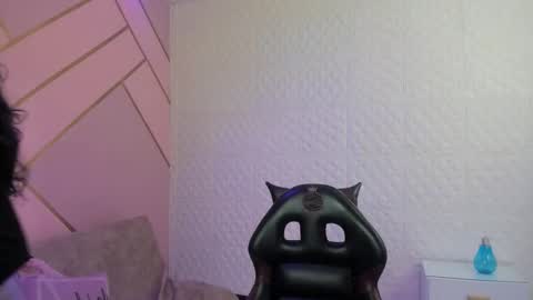 Snapshot of violeta_diazz chatting on October 24, 9:11 pm online show from October 24, 9:11 pm