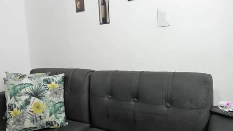 Snapshot of violeta_gracee chatting on November 24, 11:37 pm violeta_gracee online show from November 24, 11:37 pm