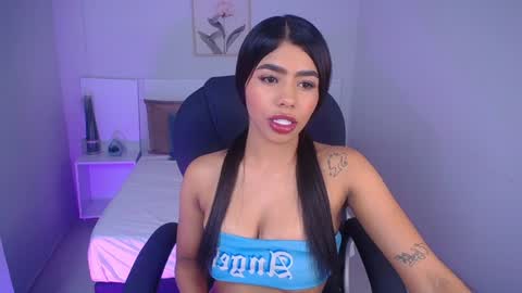 Snapshot of violeta_leon chatting on December 12, 9:30 am Violeta leon online show from December 12, 9:30 am