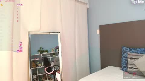 Snapshot of violeta_leon chatting on October 17, 4:04 am Violeta leon online show from October 17, 4:04 am