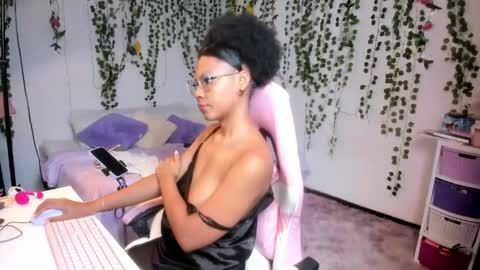 Violeta online show from May 14, 5:42 pm