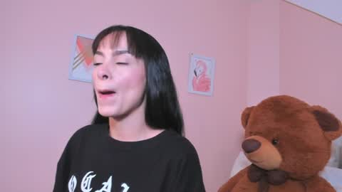 Snapshot of violeta_rodriguez_ chatting on April 20, 5:16 pm Violeta Rodriguez online show from April 20, 5:16 pm