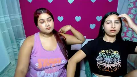 Snapshot of violeta_rouses chatting on April 25, 3:31 am violeta_rouses online show from April 25, 3:31 am