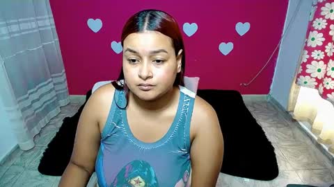 Snapshot of violeta_rouses chatting on May 21, 4:03 pm violeta_rouses online show from May 21, 4:03 pm