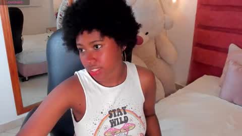 Snapshot of violeta_ruizz chatting on November 6, 12:17 pm Violeta Ruiz online show from November 6, 12:17 pm