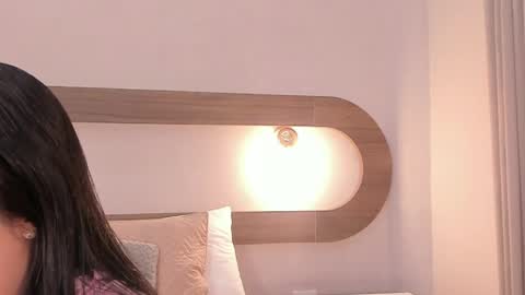 Violeta Sum online show from May 30, 12:46 pm