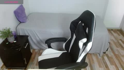 violeta online show from December 15, 3:27 pm