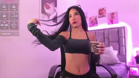 Snapshot of violeta_velvet_ chatting on June 24, 12:26 pm online show from June 24, 12:26 pm
