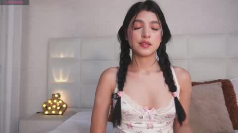 Violeta online show from March 29, 7:47 pm