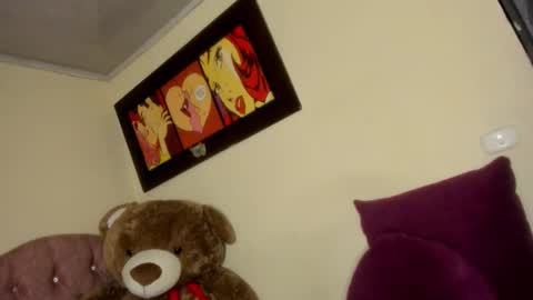 Snapshot of violetalee chatting on October 28, 12:58 am Jimena online show from October 28, 12:58 am