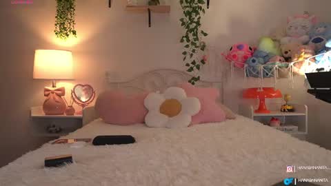 Snapshot of violeth___ chatting on June 23, 10:13 am violeth___ online show from June 23, 10:13 am