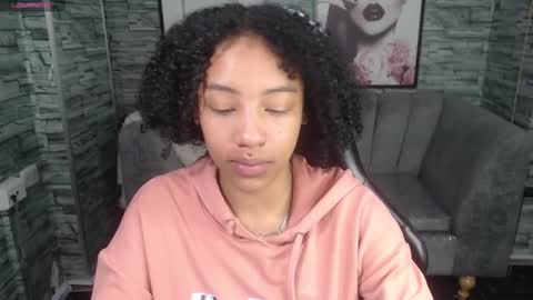 violeth_b online show from September 25, 1:04 pm