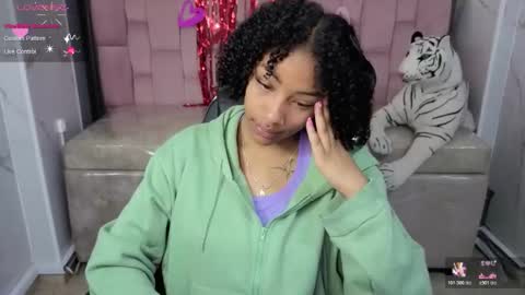 violeth_b online show from February 26, 12:48 pm