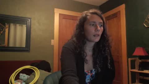 Violet Hooper online show from February 17, 6:21 am