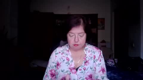 Snapshot of violetpulse chatting on October 29, 12:18 pm violetpulse online show from October 29, 12:18 pm