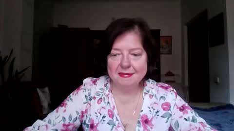 Snapshot of violetpulse chatting on November 7, 9:42 am violetpulse online show from November 7, 9:42 am