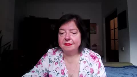 Snapshot of violetpulse chatting on November 18, 7:57 am violetpulse online show from November 18, 7:57 am