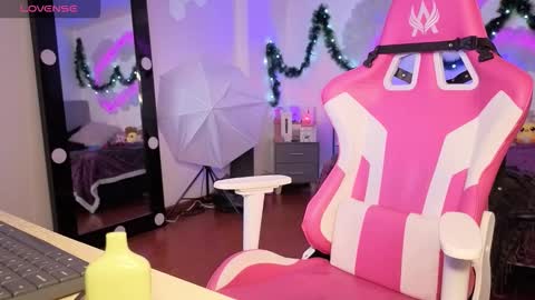   online show from December 16, 6:57 pm