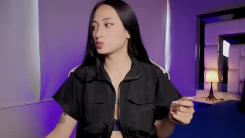 violetskinny online show from May 26, 8:16 pm