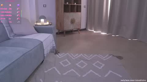 Ig violett bray online show from March 11, 4:02 pm