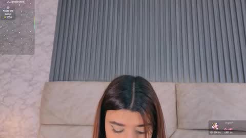 violett online show from December 16, 4:17 am