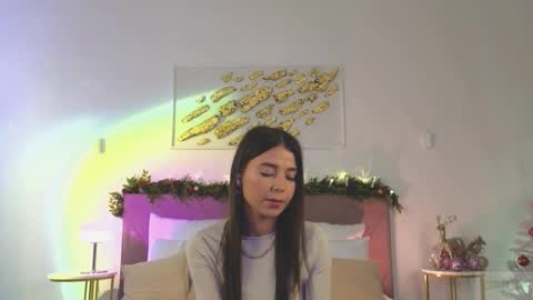 violetta_finch online show from January 10, 10:06 am