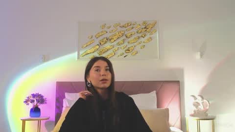 violetta_finch online show from April 4, 10:02 am