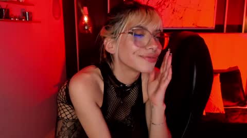 Snapshot of violetta_nur chatting on January 16, 9:05 am Violetta nur online show from January 16, 9:05 am