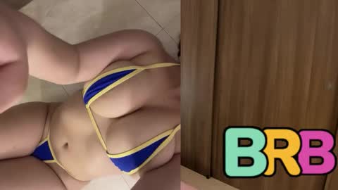 violetta independent model online show from December 17, 6:52 am