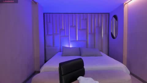 Violett Castel online show from March 23, 7:18 pm