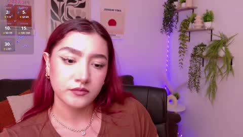 Violett Castel online show from April 1, 8:28 pm