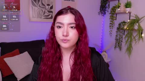 Violett Castel online show from April 2, 7:00 pm