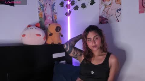Snapshot of violetteramirez01 chatting on January 21, 11:13 pm Violette online show from January 21, 11:13 pm