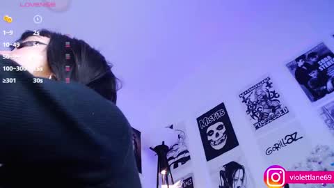 Snapshot of violettlane chatting on December 29, 1:24 am Violeta online show from December 29, 1:24 am