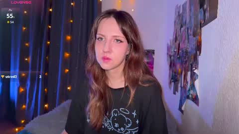 Snapshot of violettmo0n chatting on June 20, 10:56 pm Next stream 1522026 400 GMT 3 online show from June 20, 10:56 pm