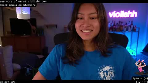 Snapshot of violishh chatting on June 11, 2:22 am follow me on twitter violishh and ig violishh online show from June 11, 2:22 am