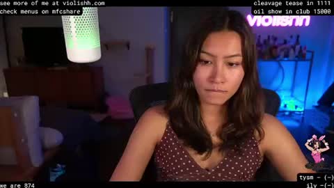 Snapshot of violishh chatting on June 15, 4:15 am follow me on twitter violishh and ig violishh online show from June 15, 4:15 am