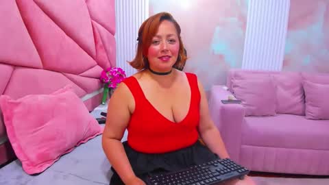 Snapshot of viooleta_thomson chatting on February 22, 4:13 am Violeta thomson online show from February 22, 4:13 am