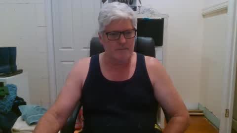 Snapshot of viper654321 chatting on December 5, 8:11 am viper654321 online show from December 5, 8:11 am