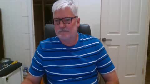 Snapshot of viper654321 chatting on September 14, 7:51 am viper654321 online show from September 14, 7:51 am