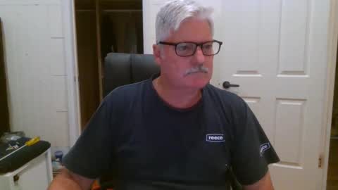 Snapshot of viper654321 chatting on September 15, 7:41 am viper654321 online show from September 15, 7:41 am